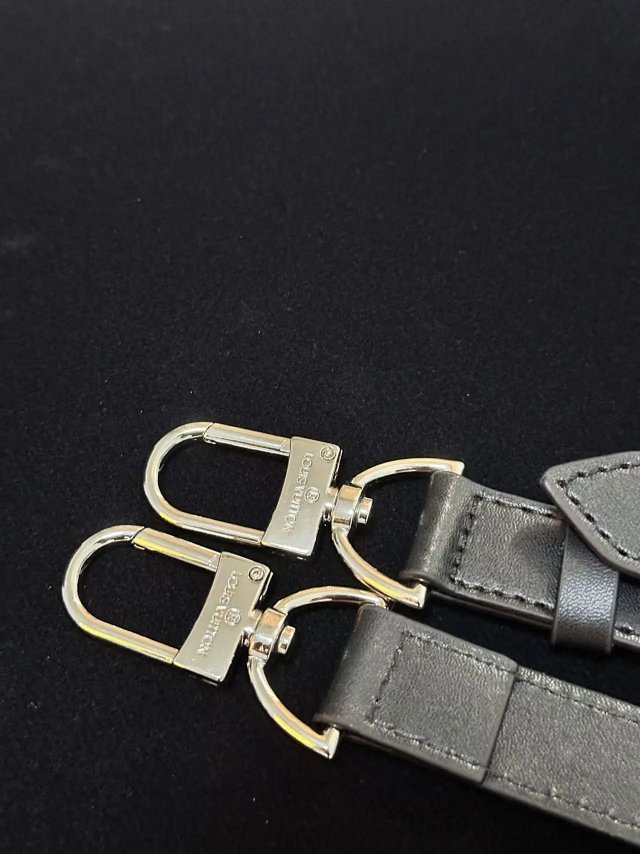 Louis Vuitton Duffle Bag: seller detail photo 14