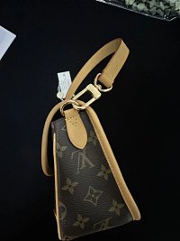 Louis Vuitton Bag — seller photo 8