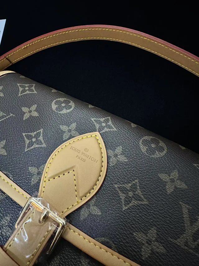 Bag: seller detail photo 9