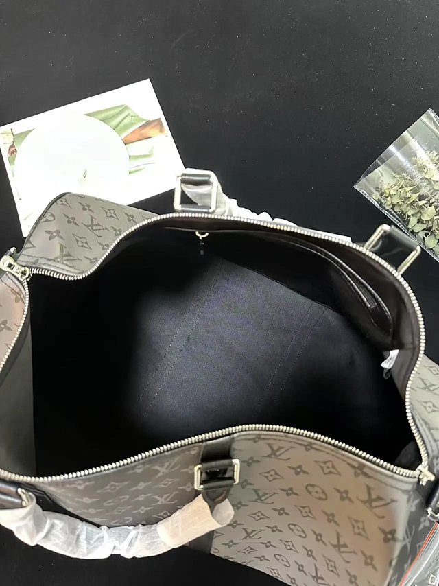 Louis Vuitton Duffle Bag: seller detail photo 9
