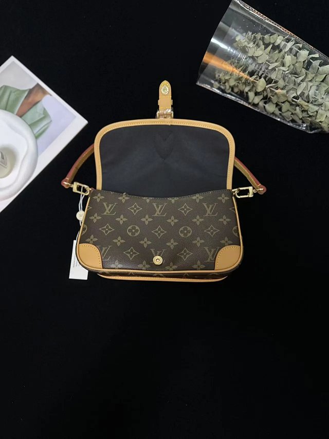 Bag: seller detail photo 14