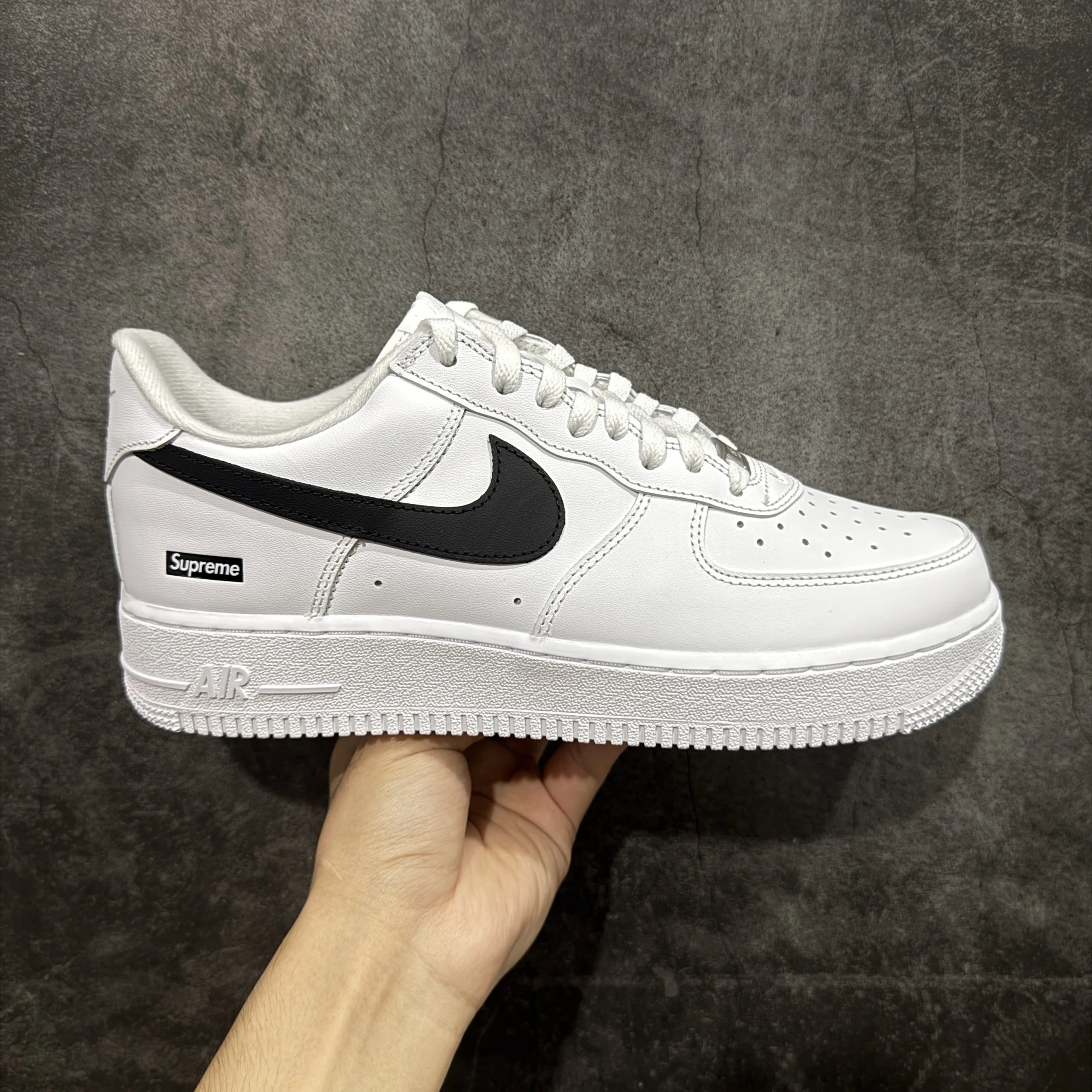 CU9225-102 White Sup