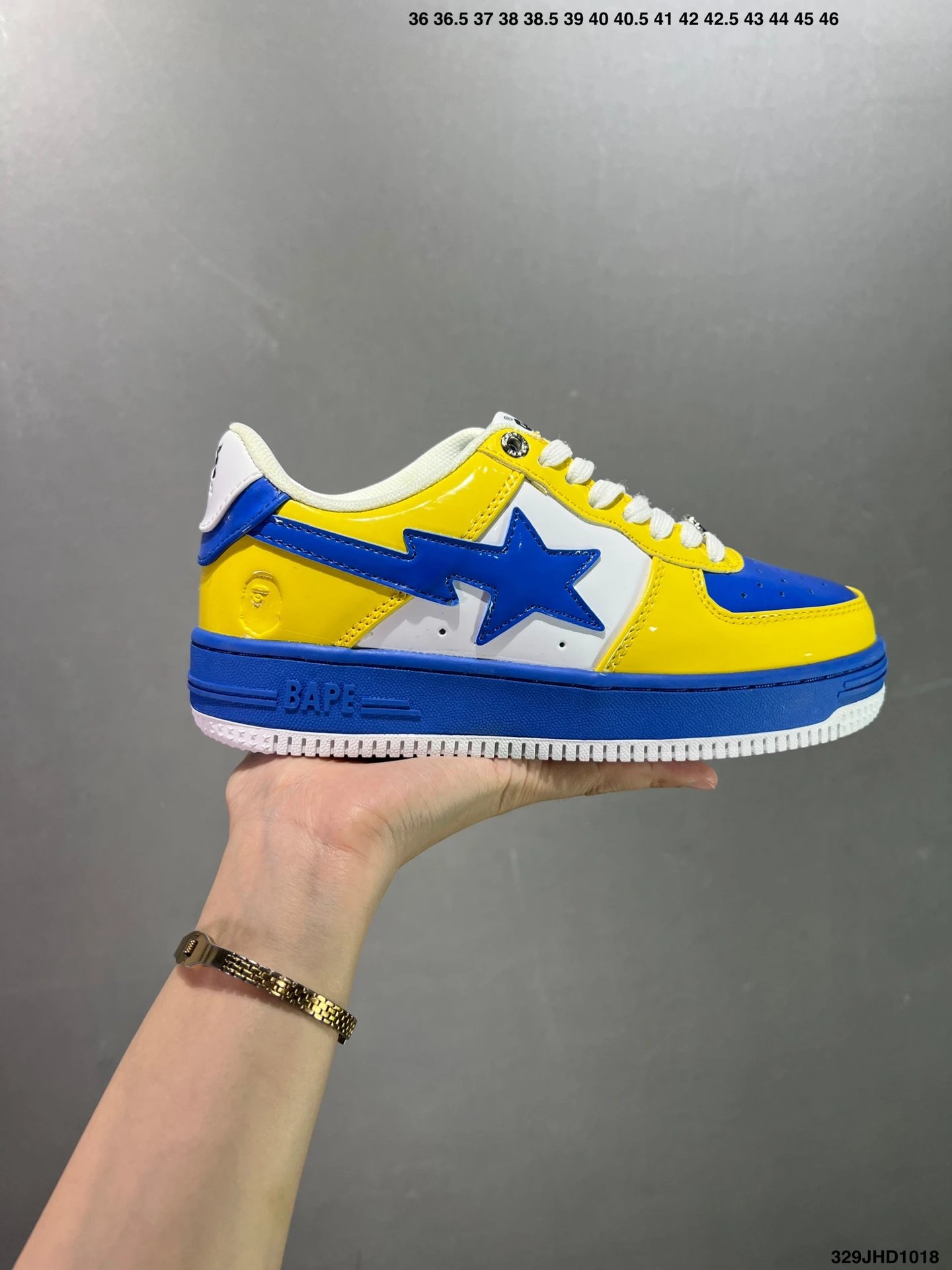 A Bathing Ape BapeSta 11