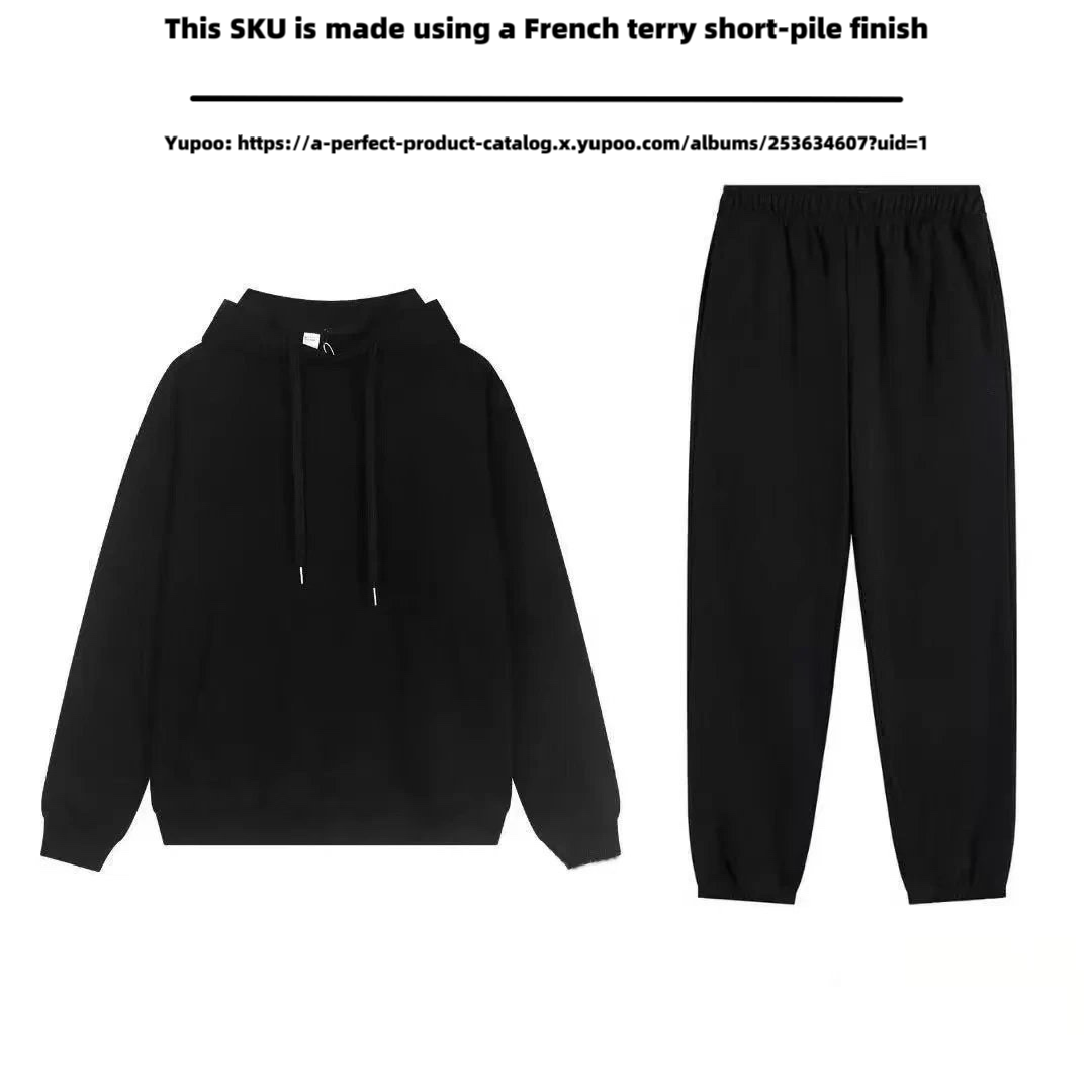 Black hoodie and ankle pants set (made of French looped short fleece fabric)