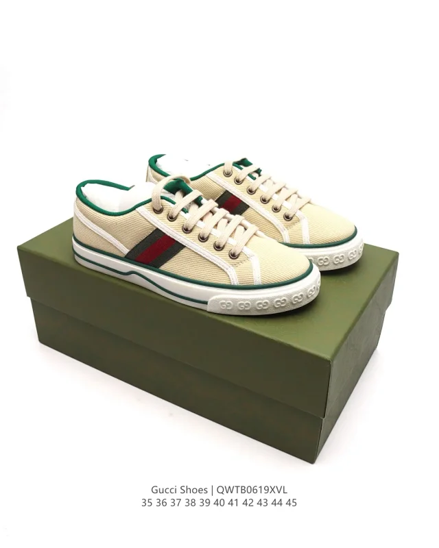 Gucci Low-top lace-up sneakers product detail image 31