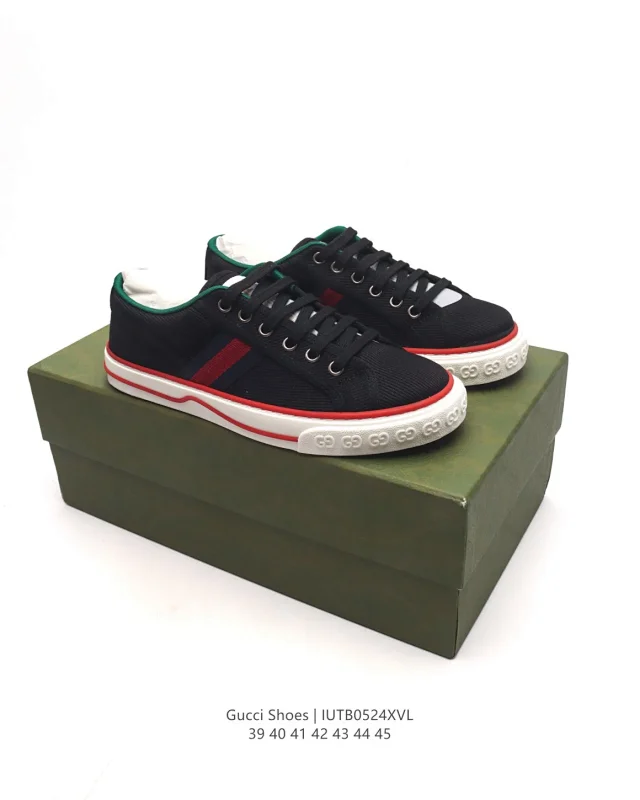 Gucci Low-top lace-up sneakers product detail image 44