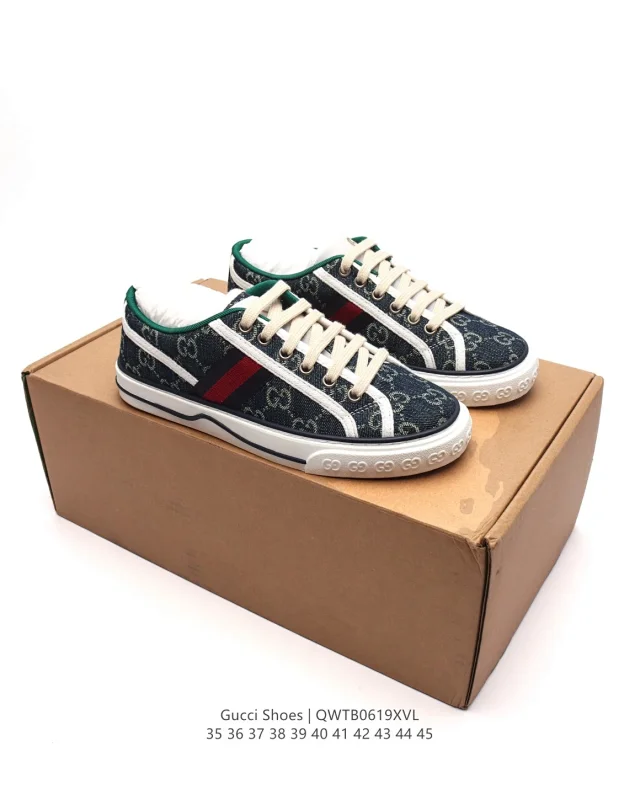 Gucci Low-top lace-up sneakers product detail image 32