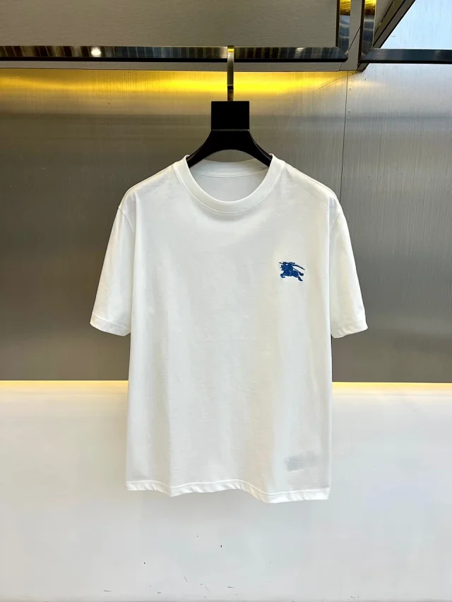 Burberry T-Shirts Logo Graphic T-Shirt product detail image 15
