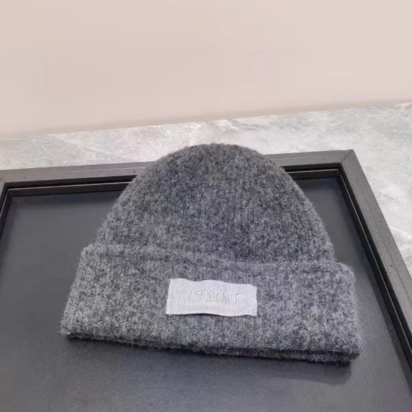 Jacquemus Le Bonnet Beanie Gray Knit Hat - 4