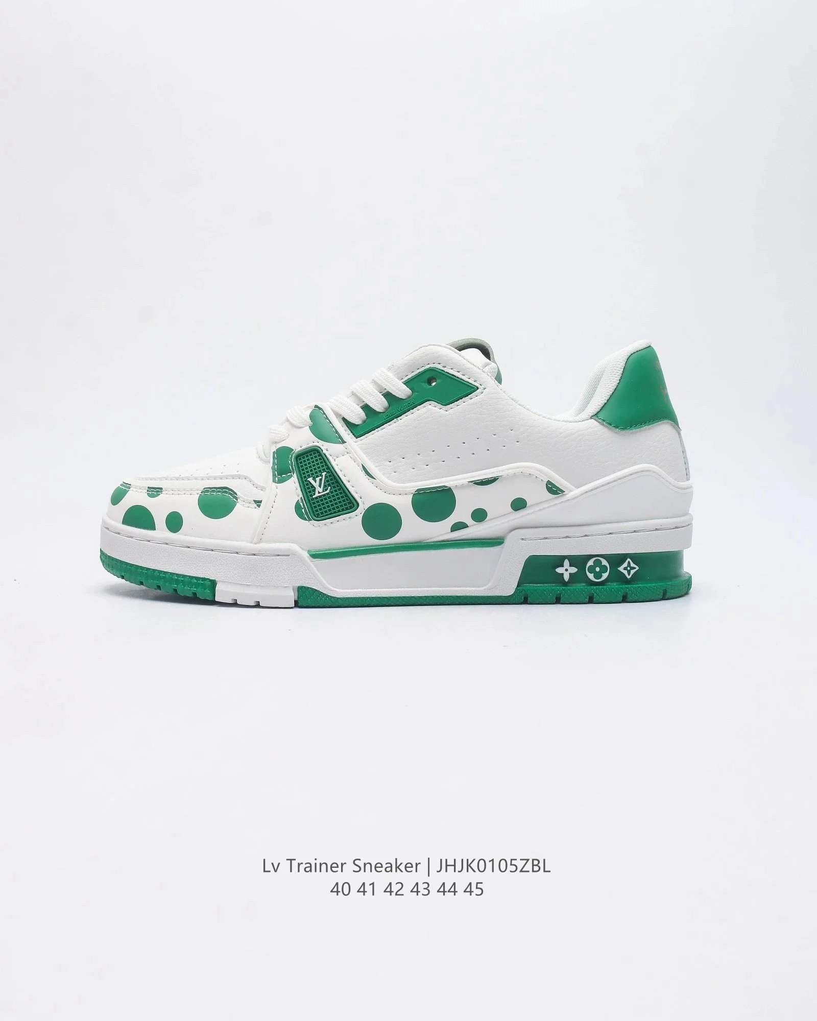 Louis Vuitton Sneakers LV Trainer — 29