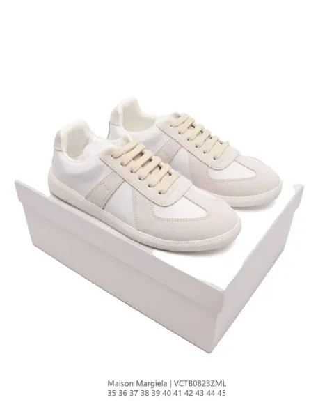 Maison Margiela Replica Sneakers Black/Beige/Gum Rubber Sneakers - 9