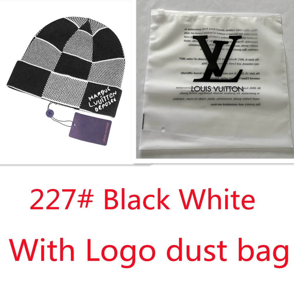 227# Black White + Dust Bag