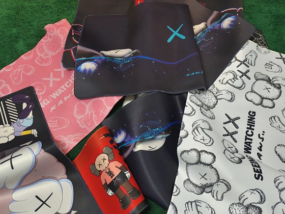 Mouse pad link