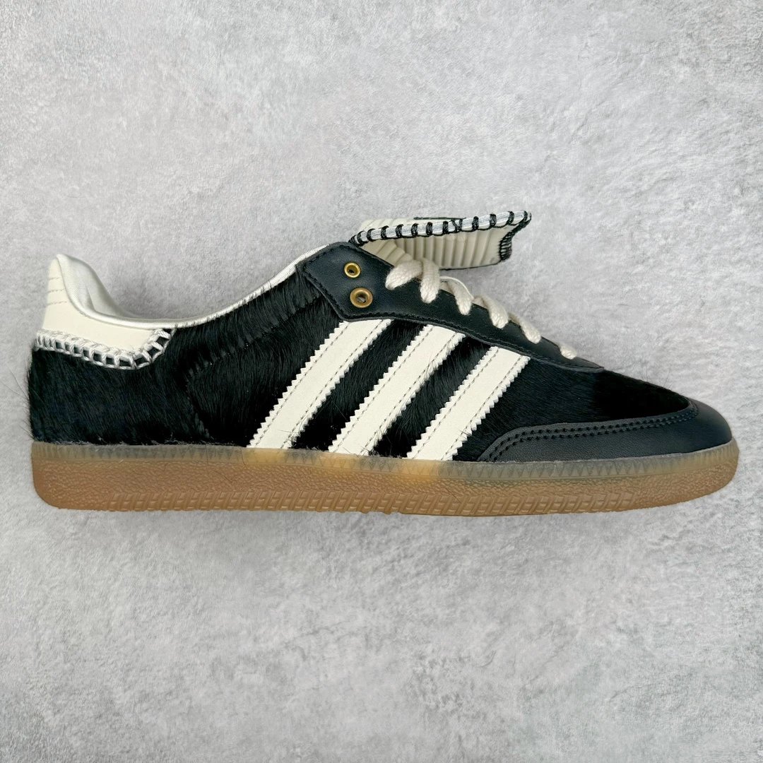 IE0580 Black White Long Tongue EU 35.5-44