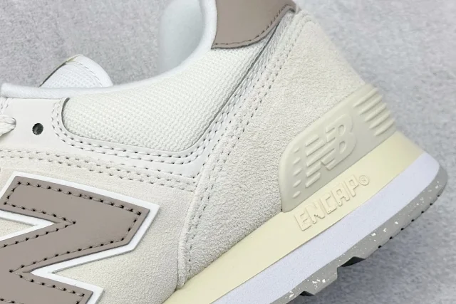 New Balance 574 Series product detail image 18