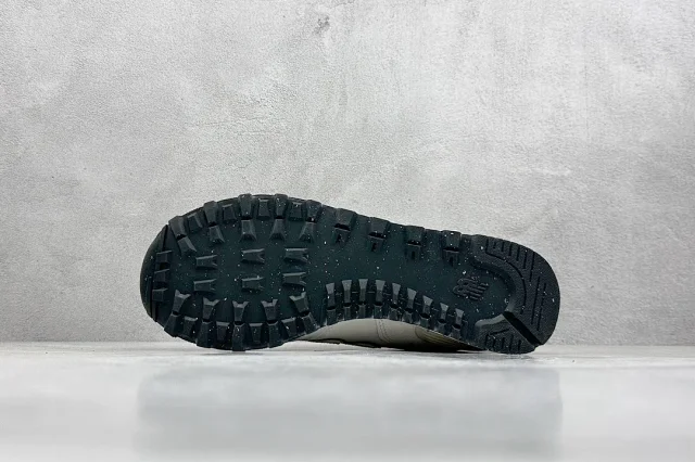 New Balance 574 Series product detail image 22