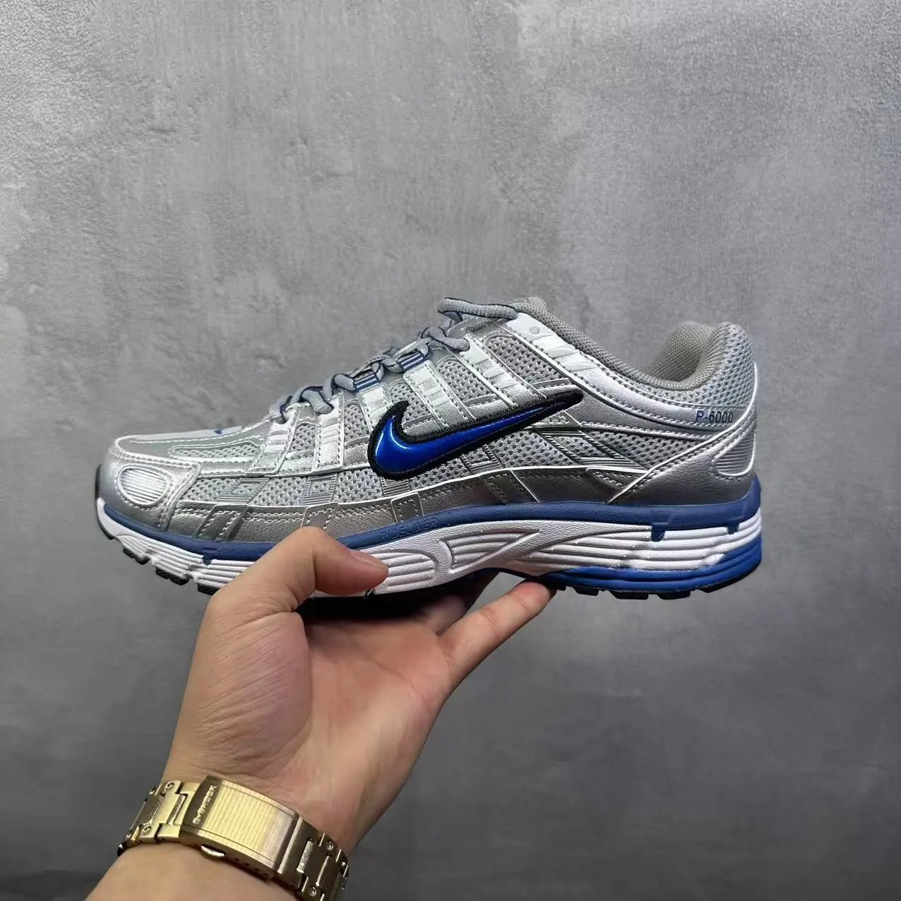 Silver Blue BV1021-001