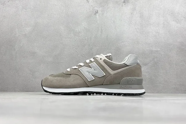 New Balance 574 Series product detail image 1