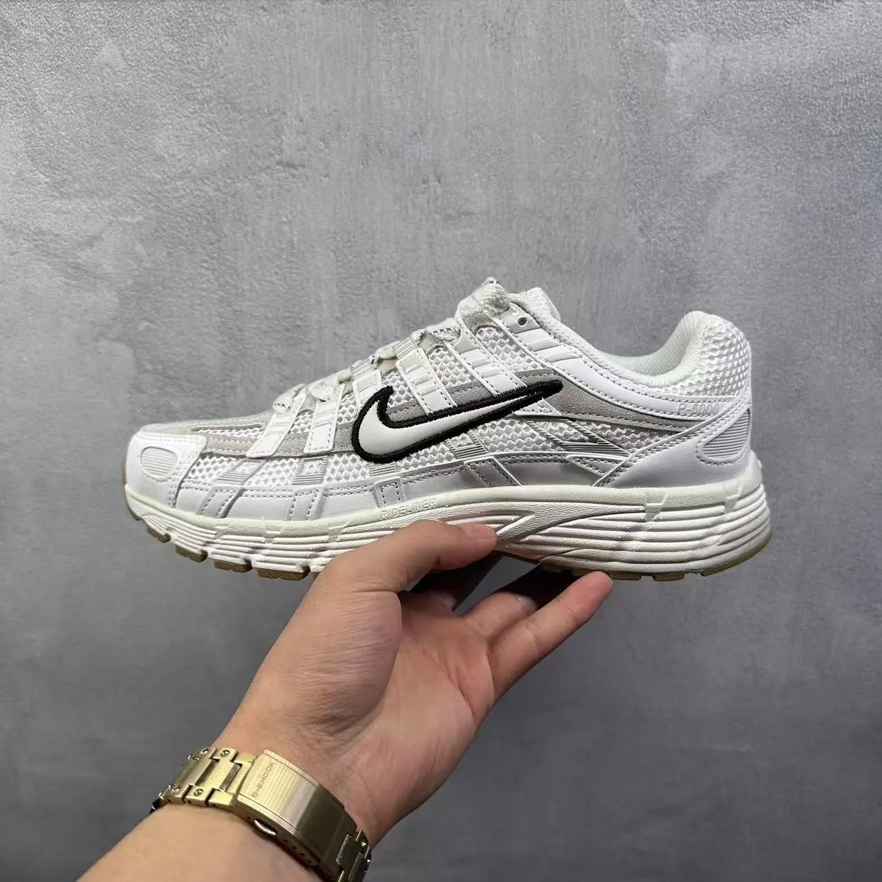 White HF4898-121