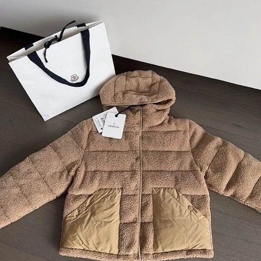Moncler Fur Jackets: seller detail photo 3