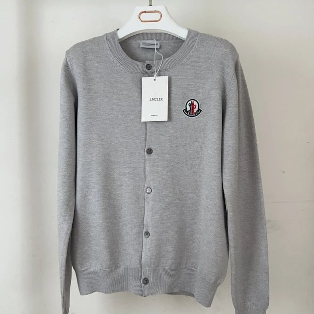Moncler Sweater: seller detail photo 3