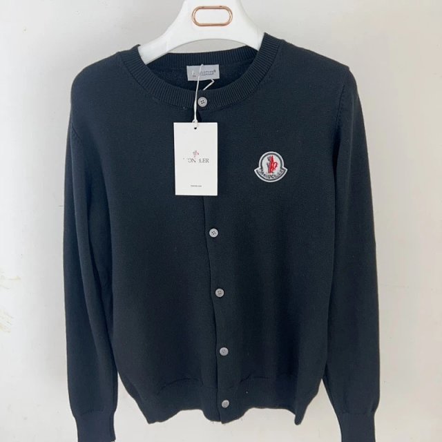 Moncler Sweater: seller detail photo 2
