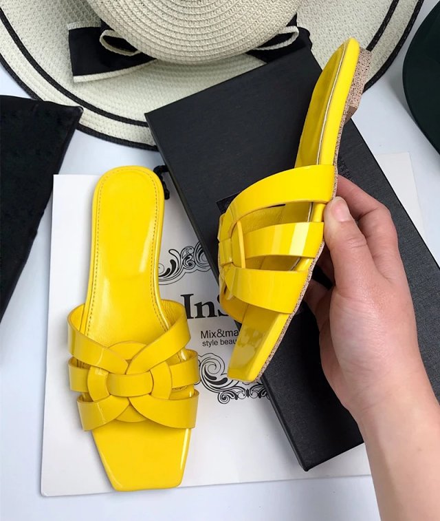 YSL Sandals: seller detail photo 3