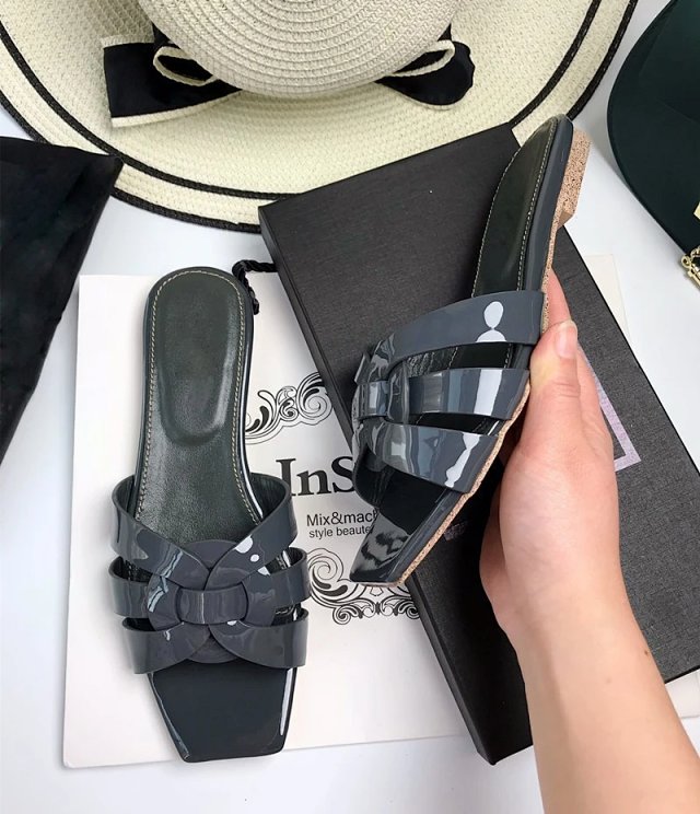 YSL Sandals: seller detail photo 9