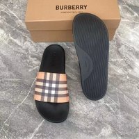 Burberry Slides — seller photo 4