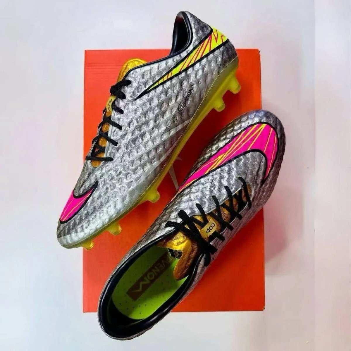 20250529  football shoes
