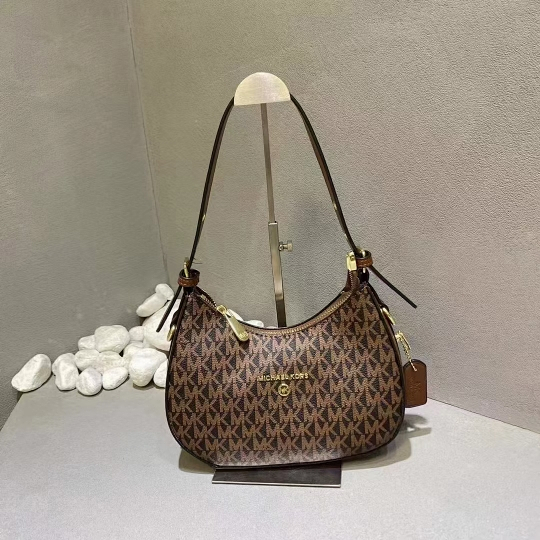 Bag 20241206