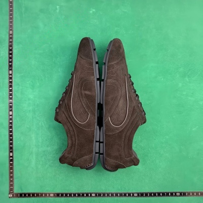 Prada Sneakers Low-top triangle-logo — 31