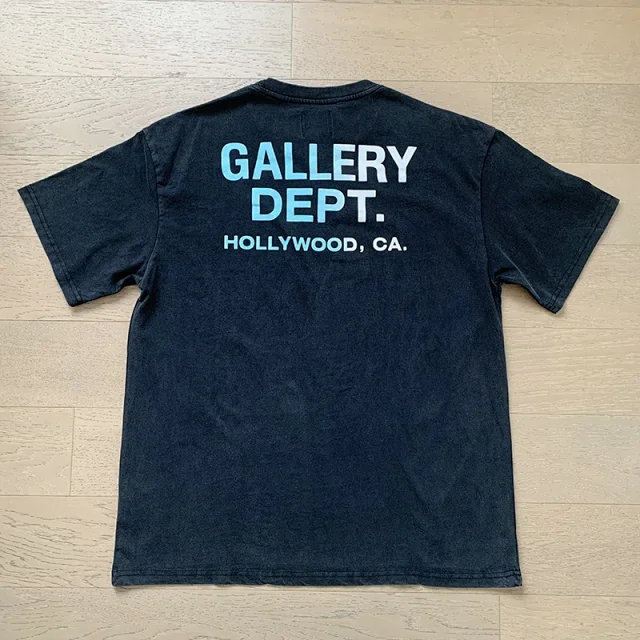 Gallery Dept. T-Shirts Loose Graphic Print product detail image 37
