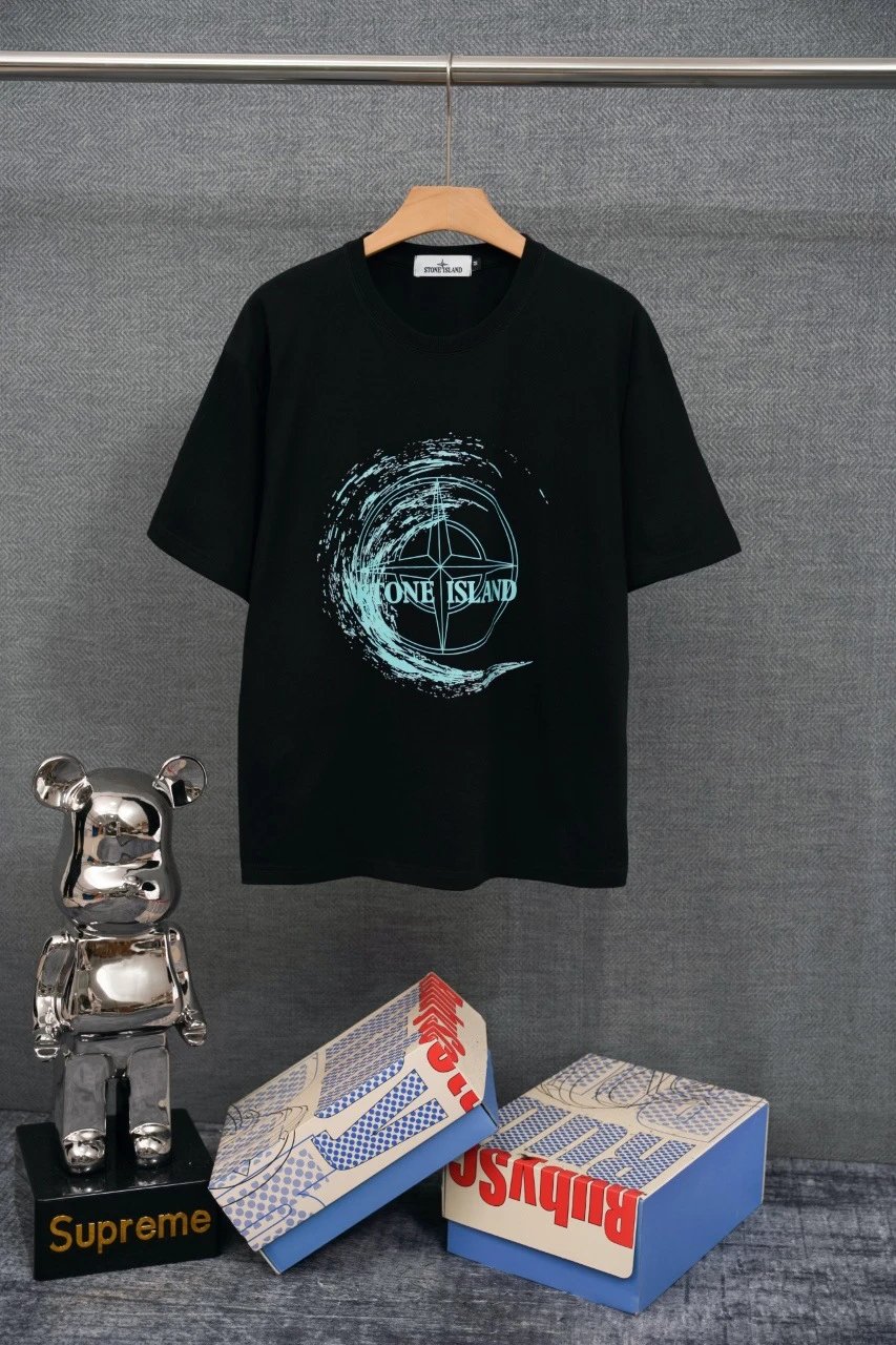 Stone Island T-Shirts Compass Graphic Short-Sleeve T-Shirt — SD 35 Black