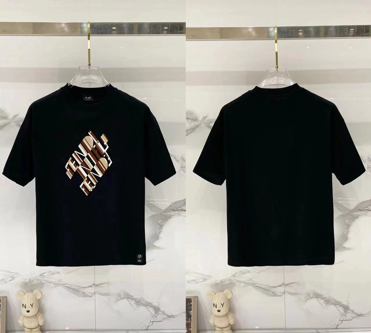 Fendi T-Shirts Loose-fit crew-neck short-sleeve T-shirt — F 005 embroidery black