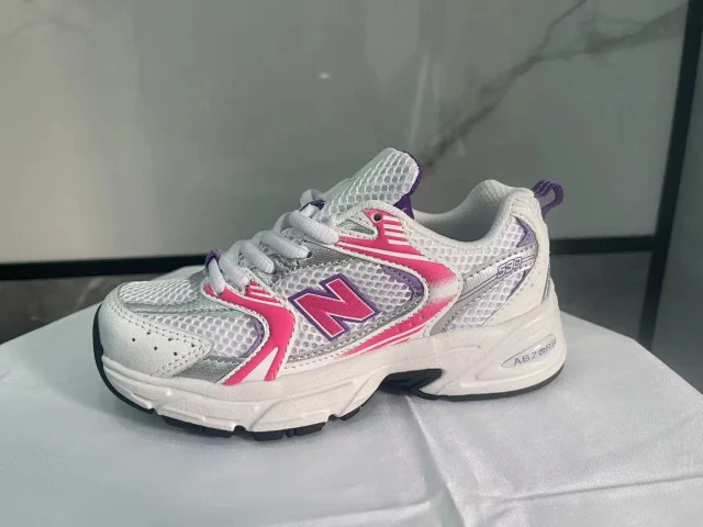 New Balance Sneakers 530 product detail image 8