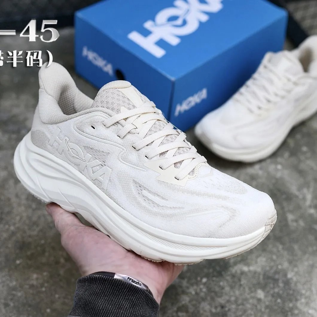 HOKA Sneakers Clifton 10 — H 10-Vanilla color