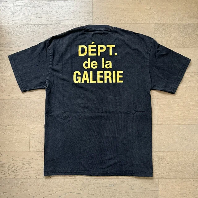 Gallery Dept. T-Shirts Loose Graphic Print product detail image 36