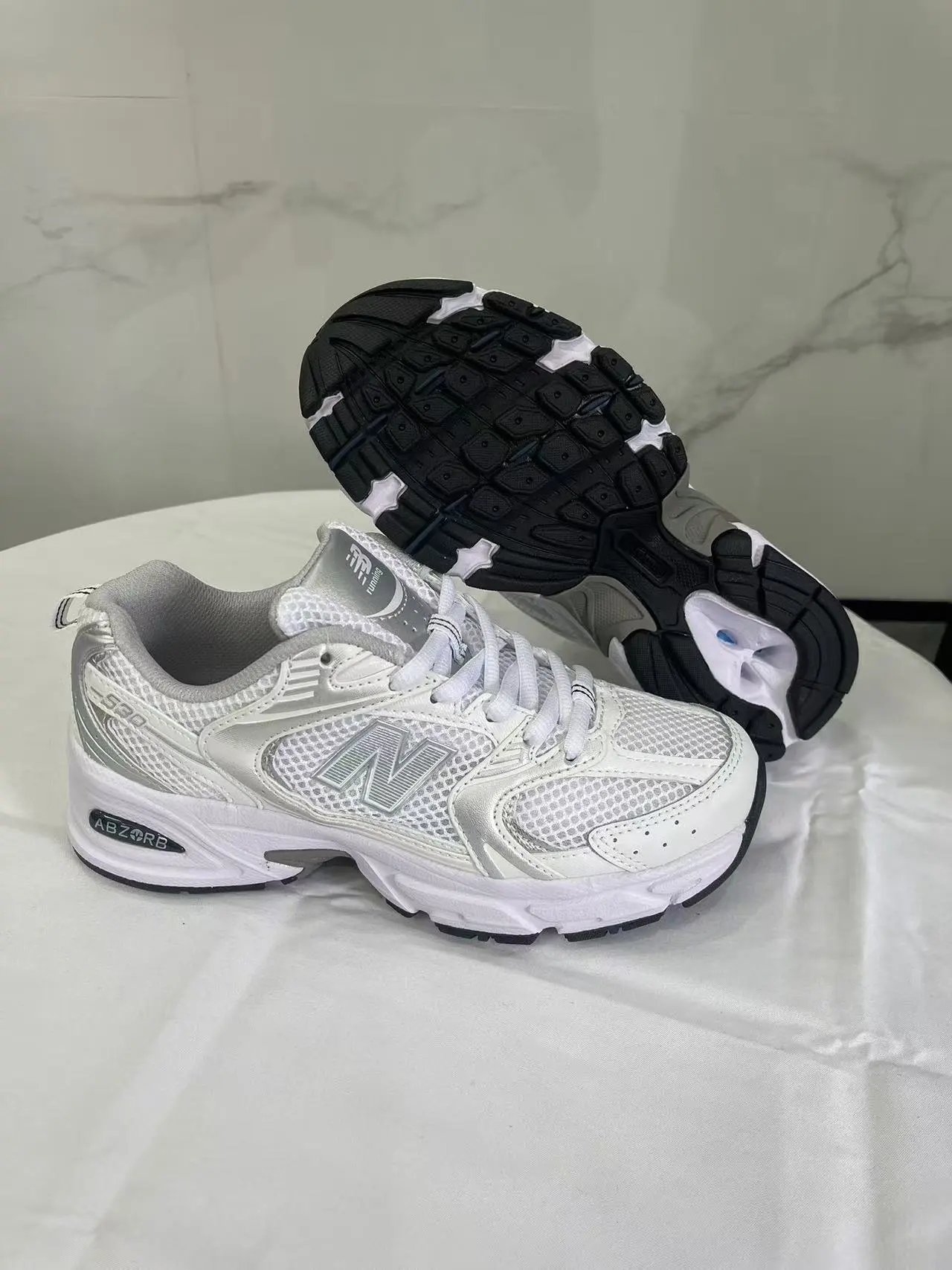 New Balance Sneakers 530 — 20