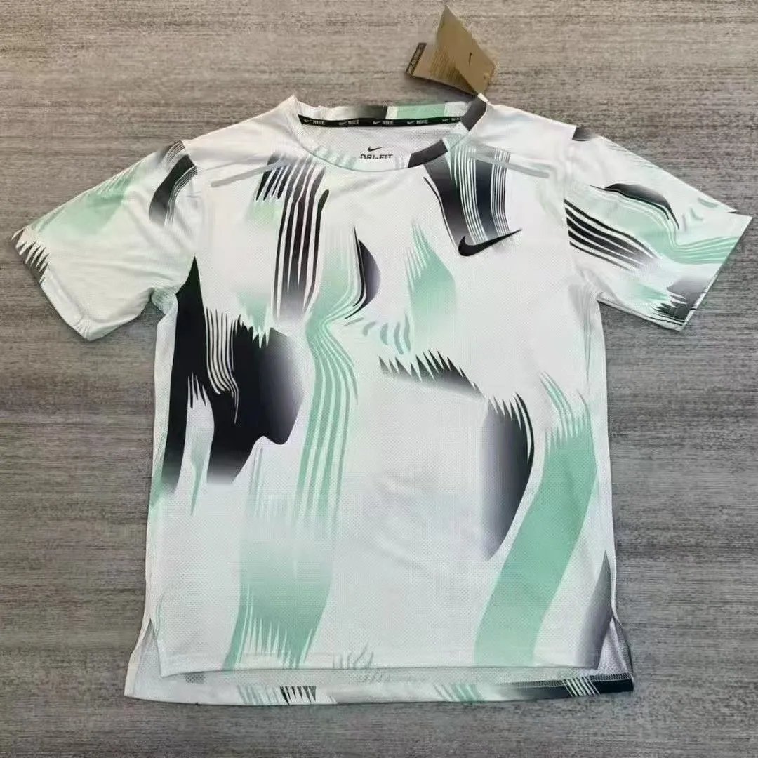 Nike T-Shirts Short-Sleeve Ankle Skeleton Graphic T-Shirt — Black and white short sleeves