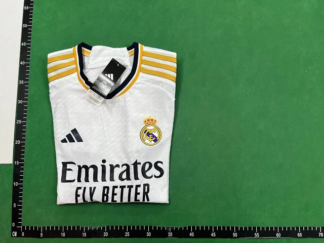 Unbranded Football Jerseys Short-Sleeve Club and National Team Designs product detail image 4