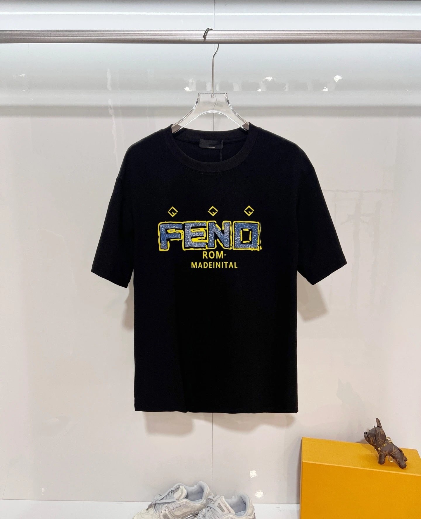 Unbranded T-Shirts Graphic-print crew-neck short-sleeve T-shirt — 8