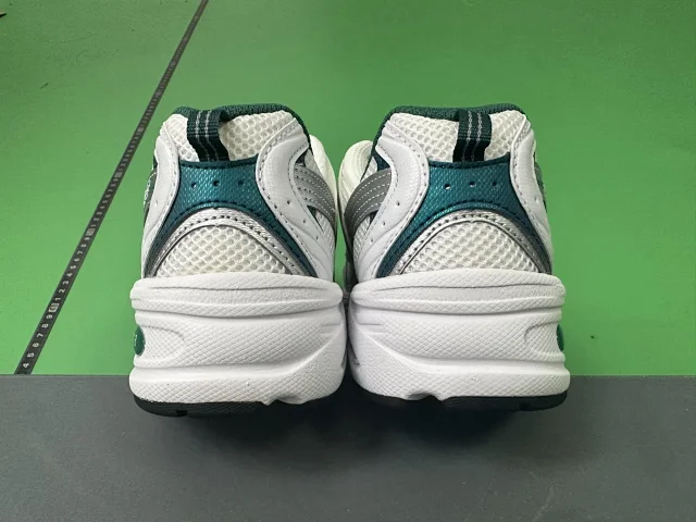 New Balance Sneakers 530 product detail image 5