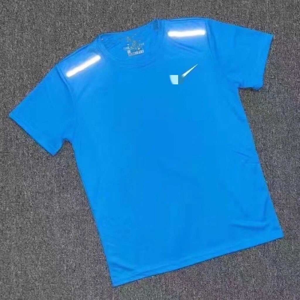 [Reflective Swoosh Short-Sleeve + Reflective Stripe] Light Blue T-Shirt