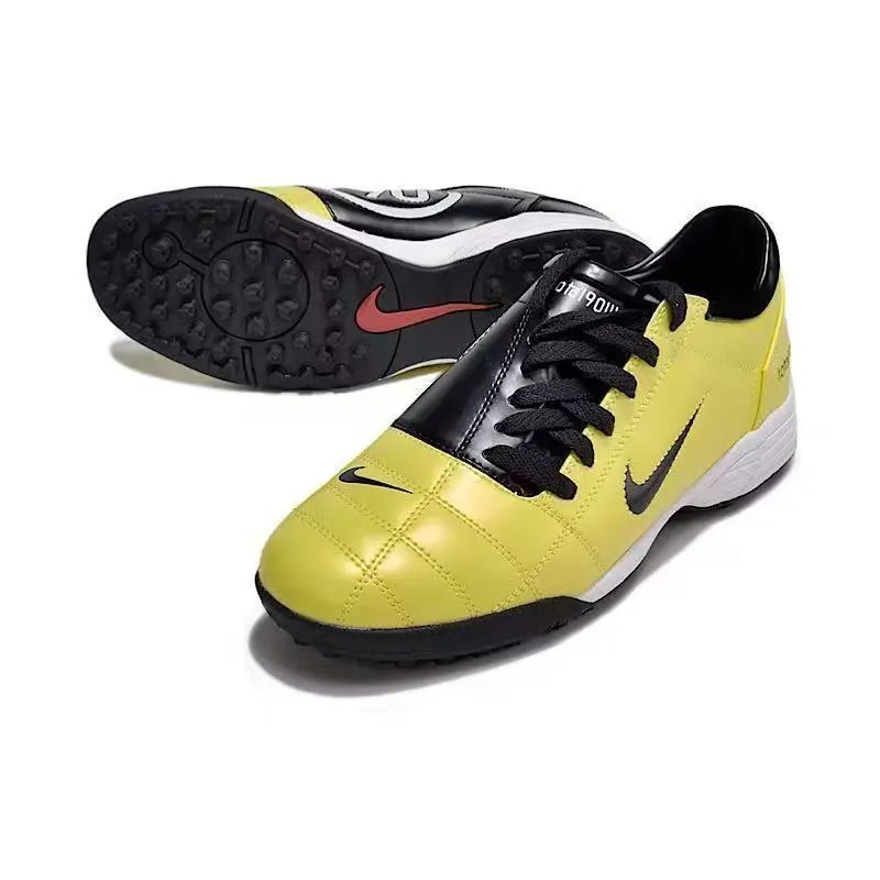 Nike Sneakers Total 90 III turf soccer shoes — 19