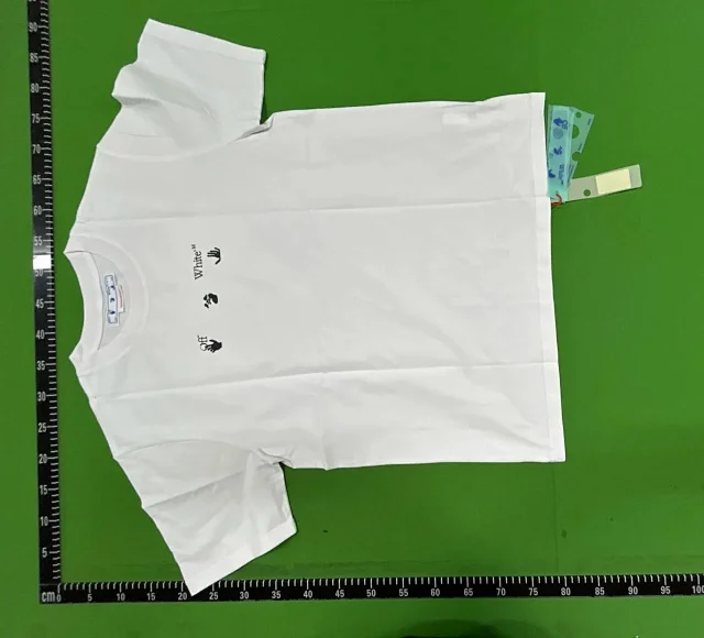 Off-White T-Shirts Arrow graphic print product detail image 7