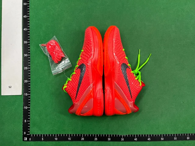 Nike Kobe Basketball Shoes product detail image 3