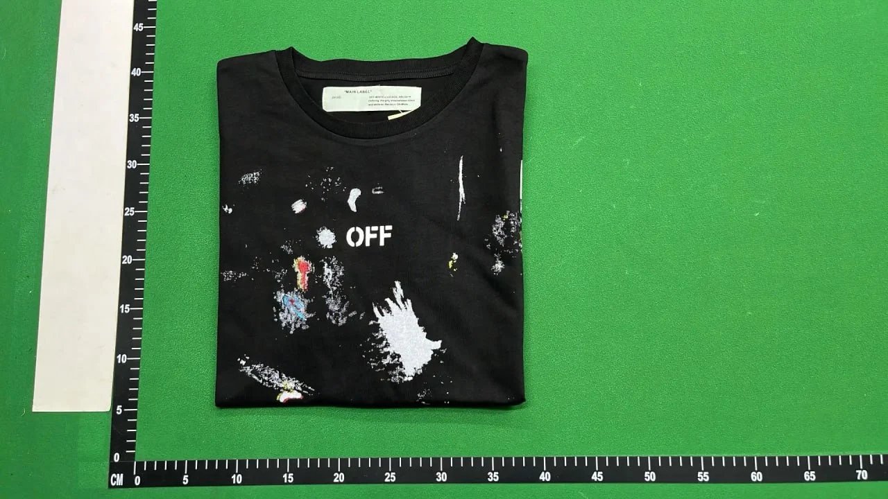 Off-White T-Shirts Arrow Graphic Print image 5