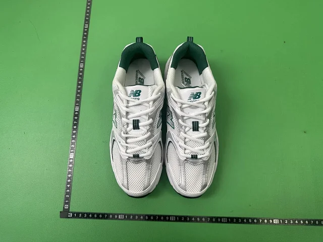 New Balance Sneakers 530 product detail image 1