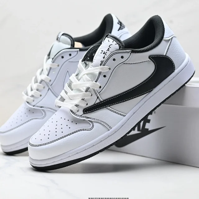 Nike Sneakers Low-Top Retro product detail image 11
